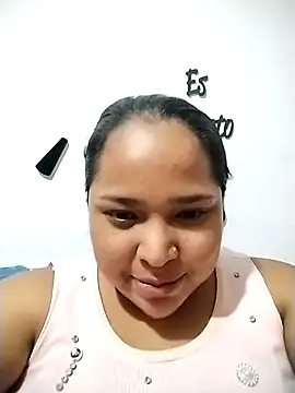 Snapshot of Angelly_ricura chatting on December 2025 11:49:02 PM Angelly ricura online show from December 2025 11:49:02 PM