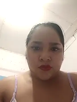 Angelly ricura online show from July 2026 05:39:02 PM