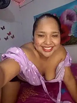 Angelly ricura online show from April 2026 05:25:01 AM