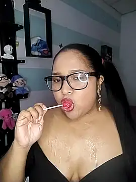 Snapshot of Angelly_ricura chatting on October 2025 03:10:02 PM Angelly ricura online show from October 2025 03:10:02 PM