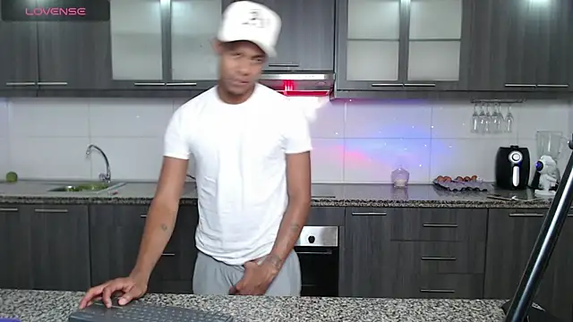 SpicyBoys X online show from April 2026 12:49:02 AM