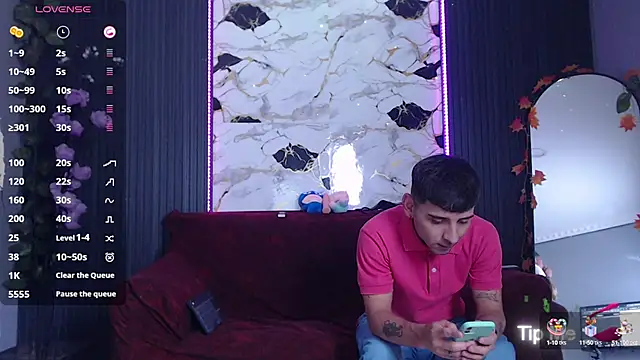 Snapshot of SpicyBoys_X chatting on October 2025 01:18:01 AM SpicyBoys X online show from October 2025 01:18:01 AM