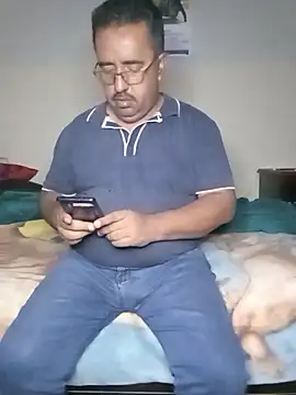 HomHot47 online show from November 2025 06:03:02 AM