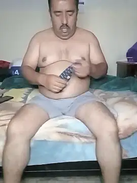 HomHot47 online show from December 2025 03:21:02 PM