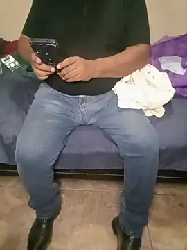 HomHot47 online show from April 2026 05:13:01 AM