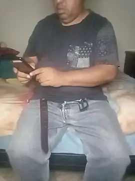 HomHot47 online show from October 2025 05:52:02 AM