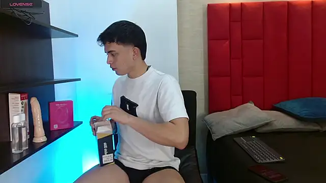 Cady Hot online show from November 2025 08:31:01 PM