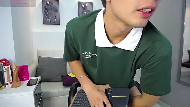 Cady Hot online show from November 2025 08:20:02 AM