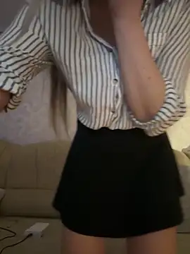 Nikihot   online show from December 2025 07:35:02 AM