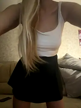 Nikihot   online show from October 2025 11:36:01 PM