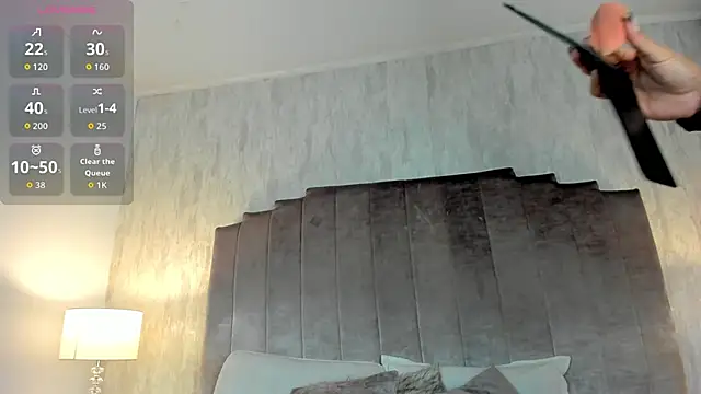 Snapshot of salma_lutz chatting on February 2026 12:40:01 PM salma lutz online show from February 2026 12:40:01 PM