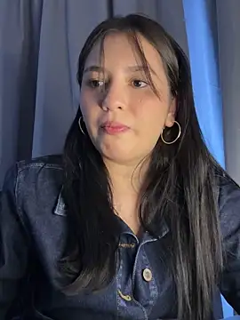 Angeldusttt online show from September 2025 06:22:01 PM