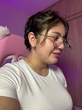 Angeldusttt online show from February 2026 01:58:02 AM