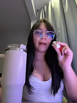 Angeldusttt online show from September 2025 01:44:01 AM