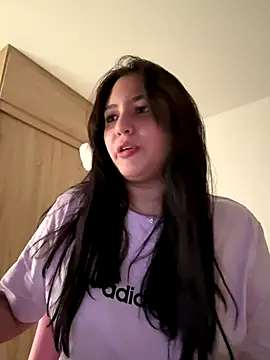 Angeldusttt online show from December 2025 06:17:01 PM