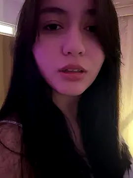 Angeldusttt online show from November 2025 04:10:02 PM