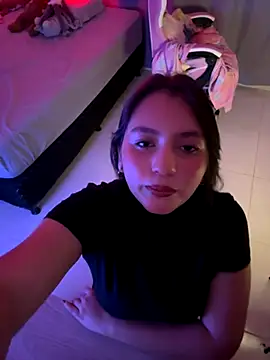 Angeldusttt online show from November 2025 01:34:01 AM