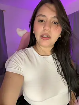 Angeldusttt online show from November 2025 07:39:02 PM