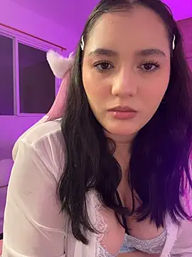 Angeldusttt online show from April 2026 11:18:02 PM