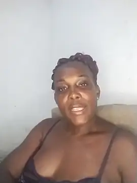 Snapshot of Morena_2021 chatting on December 2025 10:20:01 PM Morena 2021 online show from December 2025 10:20:01 PM