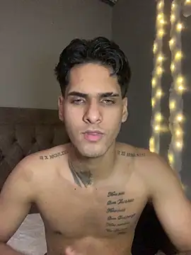 Snapshot of Marvinhenao91 chatting on October 2025 10:09:01 PM Marvinhenao91 online show from October 2025 10:09:01 PM