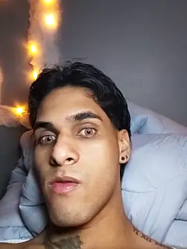 Snapshot of Marvinhenao91 chatting on September 2025 02:28:01 AM Marvinhenao91 online show from September 2025 02:28:01 AM