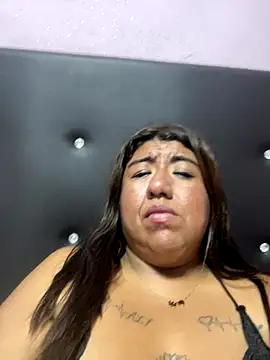 Wenlop online show from September 2025 05:06:02 AM