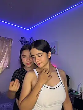 Ashley and Zoe online show from April 2026 05:08:02 PM