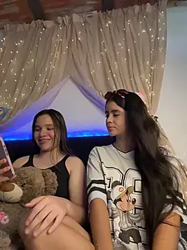 Ashley and Zoe online show from January 2026 05:41:01 PM