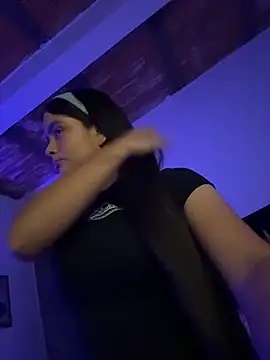 Ashley and Zoe online show from November 2025 09:59:01 PM