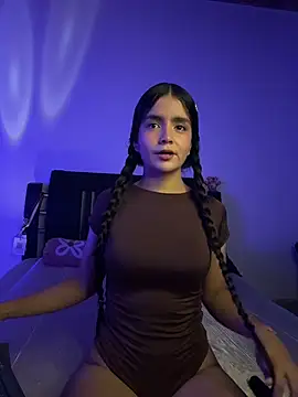 Ashley and Zoe online show from November 2025 10:42:01 PM