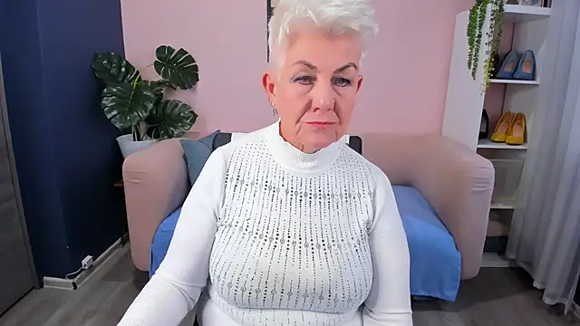 HotandMature online show from November 2025 08:17:02 AM