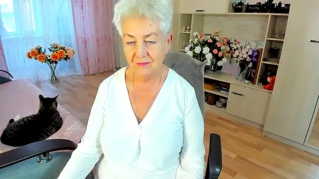 HotandMature online show from March 2026 02:30:01 PM