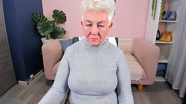 HotandMature online show from November 2025 08:15:01 AM