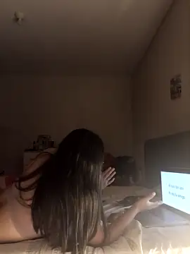 Venuxx online show from November 2025 03:21:02 AM