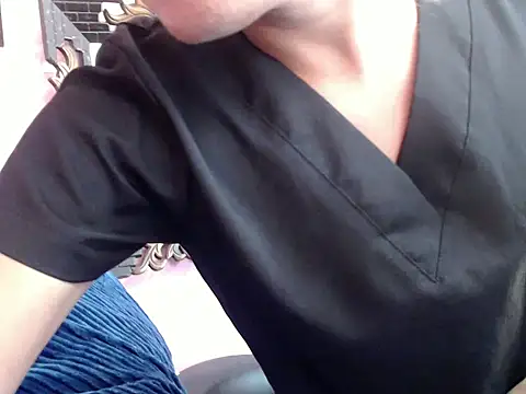 Snapshot of Gddss_Cummer chatting on September 2025 04:08:01 AM Gddss Cummer online show from September 2025 04:08:01 AM