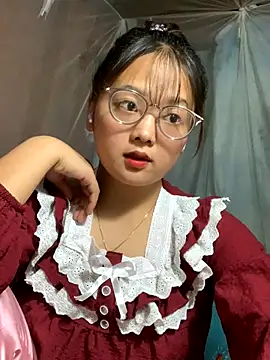July-y online show from September 2025 03:01:02 PM