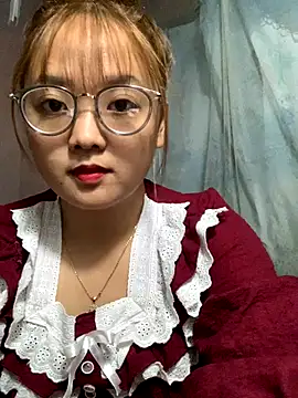 July-y online show from October 2025 04:39:01 AM