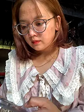 July-y online show from October 2025 03:07:01 AM
