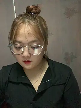 July-y online show from October 2025 08:05:02 AM