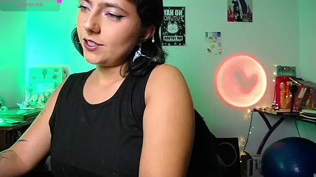 AlmaNanax online show from October 2025 07:09:02 AM