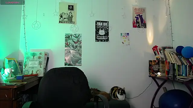 AlmaNanax online show from February 2026 01:17:02 AM