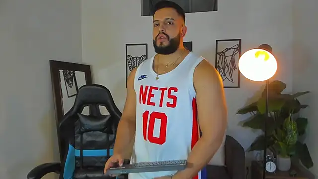 Justin kingX7 online show from February 2026 02:41:01 AM