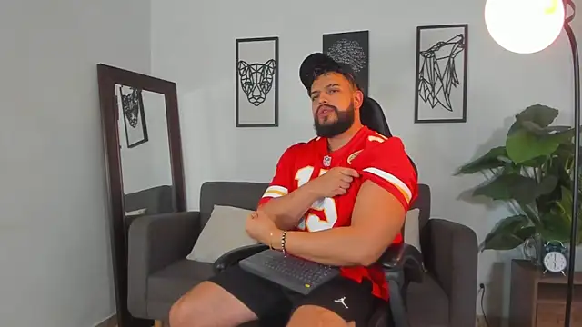 Justin kingX7 online show from April 2026 04:20:02 AM