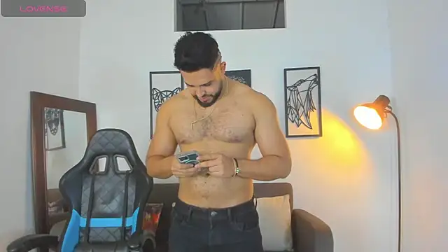 Snapshot of Justin_kingX7 chatting on November 2025 09:37:01 PM Justin kingX7 online show from November 2025 09:37:01 PM