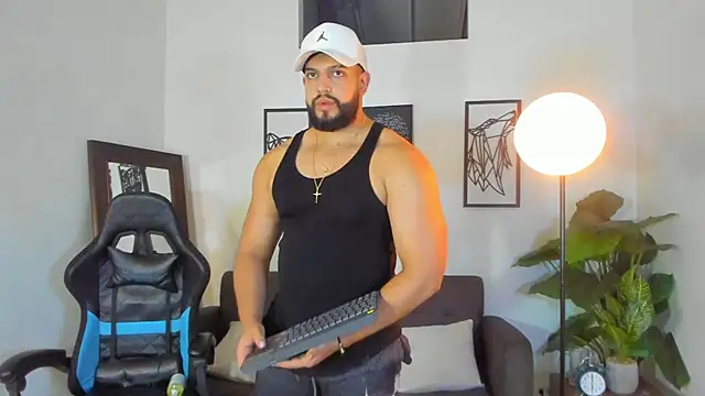 Justin kingX7 online show from February 2026 03:52:02 AM