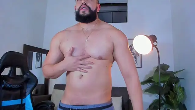 Justin kingX7 online show from May 2026 05:44:01 AM