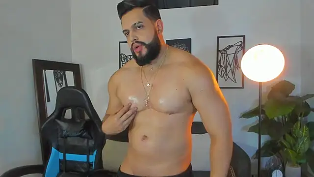 Justin kingX7 online show from March 2026 01:39:01 AM