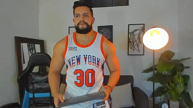 Justin kingX7 online show from March 2026 01:40:01 AM