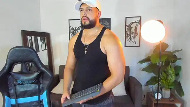 Justin kingX7 online show from March 2026 01:28:02 AM